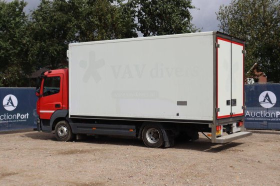 Refrigerated truck Mercedes-Benz Atego Diesel 177hp 2014 Mercedes-Benz Atego 2014 2 Refrigerated vans image 4