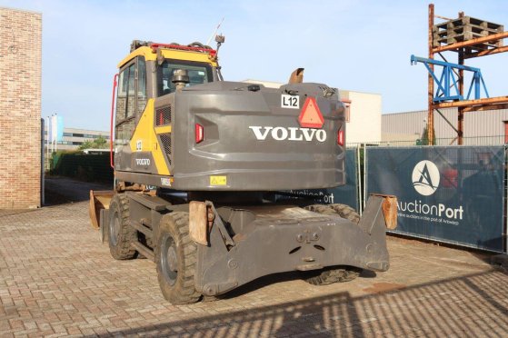 Wheel excavator Volvo EWR150E Diesel 105kW 2019 EWR150E 2019 2 Wheeled Excavators image 4