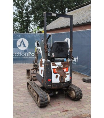 Mini excavator Bobcat E10 Diesel 7.5kW 2014 E10 2014 2 image 4