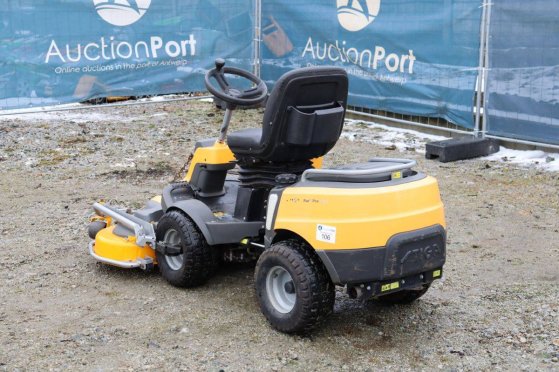 Stiga P901PH Petrol Ride-on Mower 15.2kW 2021 Stiga P901PH 2021 2 image 4