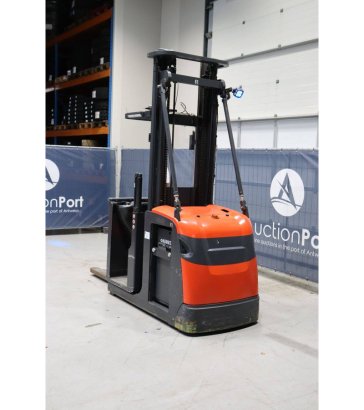 Linde V10-02 Electric Reach Truck 800kg 5.4m 2019 9996 2019 2 image 4