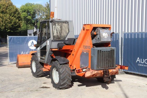 Sambron T30110 Multiscopic Telehandler Diesel 79kW 3000kg 1997 Sambron T30110 Multiscopic 1997 2 image 19