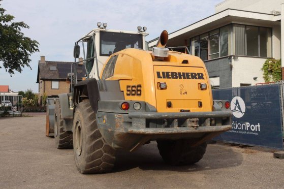 Liebherr L566 Diesel Wheel Loader 190kW 2014 L566 2014 2 Wheel Loaders image 4