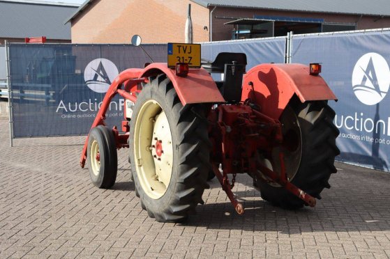 Mini tractor international harvester co 453 Diesel 1971 International harvester co 453 1971 2 image 4