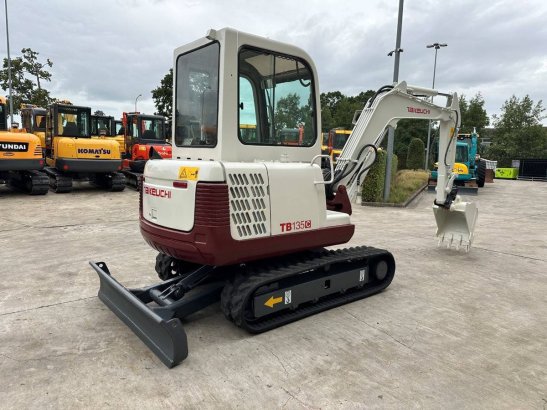 Midi excavator Takeuchi TB135 Diesel 2012 TB135 2012 2 Crawler Excavators image 4