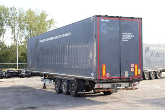 Closed Semi-Trailer Krone SD 41000kg 2016 SD 2016 2 Box semi-trailers image 4
