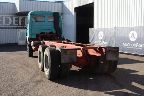 Truck chassis Mercedes-Benz SK2635 Diesel 354 hp 1988 Mercedes-Benz SK 2635 1988 2 image 19