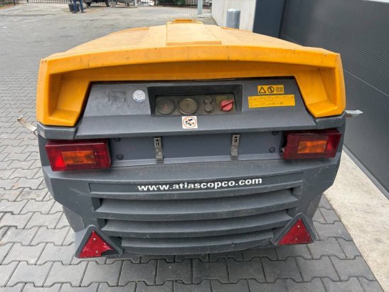 Compressor Atlas Copco XAS37 Diesel 7bar 2013 XAS37 2013 2 Compressors image 4
