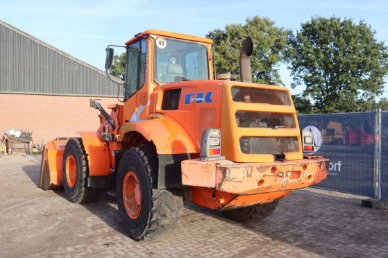 Wheel loader Fiat Kobelco W170 Diesel 145kW 2004 Fiat W170 2004 2 Wheel Loaders image 4