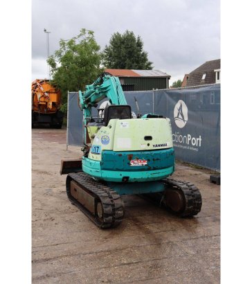 Yanmar B2U Diesel Mini Excavator B2U 2 image 4