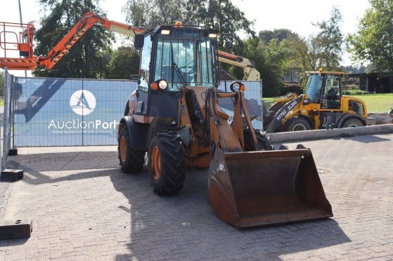 Case 21E Diesel Wheel Loader 40.5kW 2013 21E 2013 2 Wheel Loaders image 4