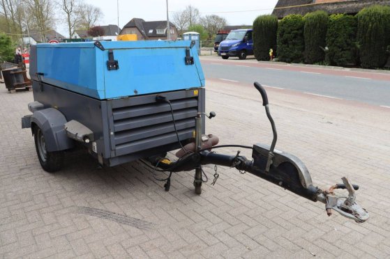 Mobile Compressor Atlas Copco Diesel 2013 V3307-DI-T-ET03 2013 2 Compressors image 5