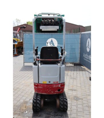 Mini excavator Takeuchi TB210R Diesel 8.8kW 2016 TB210R 2016 2 image 5