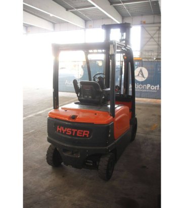 Forklift Hyster J3.0XN-861 Electric 2880kg 4.1m 2010 J3.0XN-861 2010 2 Forklift image 5