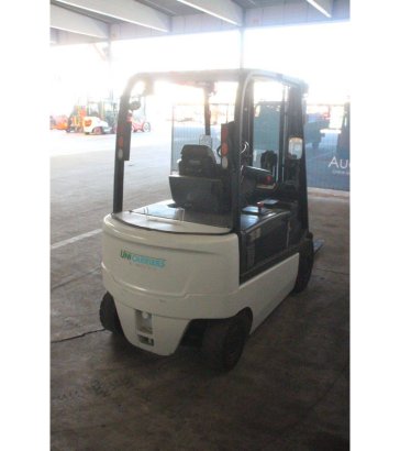 Forklift Unicarriers G1Q2L25Q Electric 2500kg 3.3m 2015 UniCarriers G1Q2L25Q 2015 2 Forklift image 5