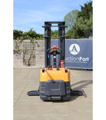 Nycheki EW15 Electric Stacker 1500kg 5.5m New Nycheki EW15 1 image 5