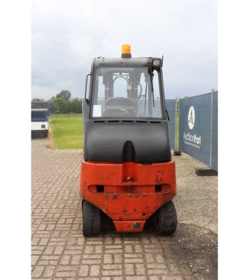 Forklift Fenwick-Linde E30-03/600 Electric 3000kg 4.4m 2011 Fenwick-Linde E30-03/600 2011 2 Forklift image 5