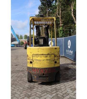 Hyster E5.50XL Electric Forklift 5500kg 3.45m 2011 10039 2011 2 Forklift image 5