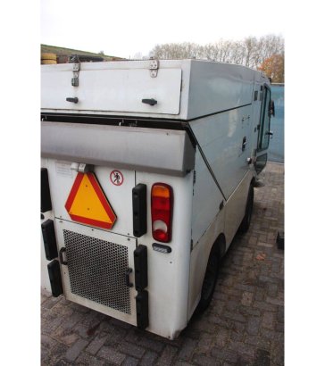 Sweeper HMF 214 Diesel 2007 HMF 214 2007 2 image 5