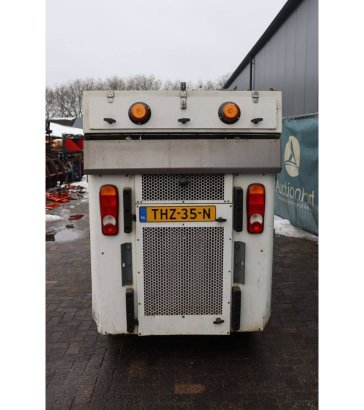 Tennant A60 Diesel Sweeper 2006 TENNANT A60 2008 2 image 5
