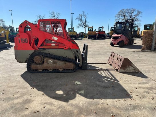 Tracked skid steer loader Bobcat T190 Diesel 2004 T190 2004 2 image 5