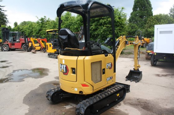 Mini excavator Caterpillar 301.7CR Diesel 18kW 2021 301.7CR 2021 2 image 5