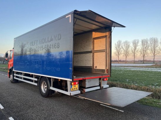DAF CF230FA 4x2 Diesel Box Truck 234hp 2017 CF230FA 4x2 2 image 5
