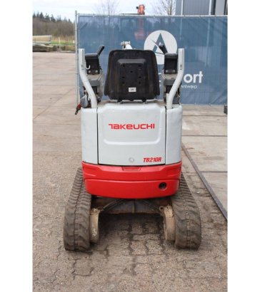 Mini excavator Takeuchi TB210R Diesel 2016 TB210R 2016 2 image 5