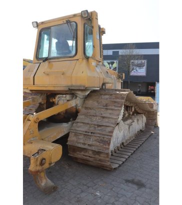 Bulldozer Caterpillar D5H LGP Series II Diesel 1994 D5H LGP Series II 1994 2 Dozers image 5