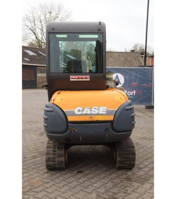 Rupsgraafmachine Case 28 CAB Diesel 2003 28 CAB 2003 2 Crawler Excavators image 5