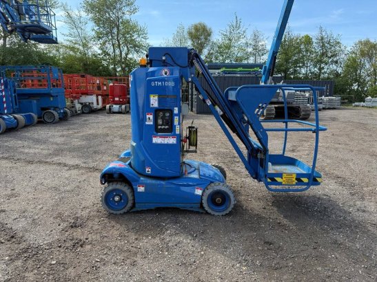 Haulotte Star 10-1 Electric Mast Lift 200kg 10m 2014 Haulotte Star 10-1 2014 2 image 5