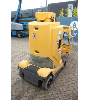 Haulotte Star 10 Electric Mast Lift 200kg 10m 2012 Haulotte Star 10 2012 2 image 5