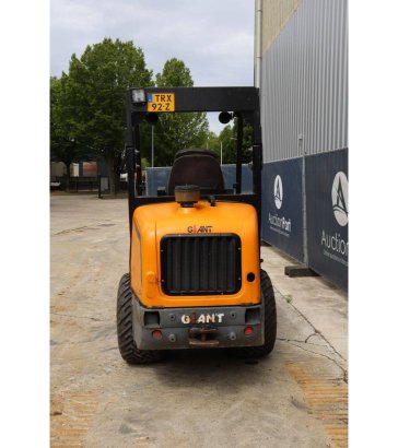 Articulated loader Giant V452T Diesel 33kW 2011 Giant V452T 2011 2 image 5