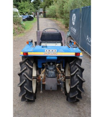 Mini tractor Iseki Landhope 170 Diesel 17hp Iseki Landhope 170 2 image 5
