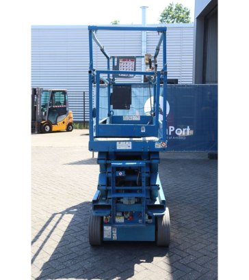 Skyjack SJIII-3226 Electric Scissor Lift 227kg 9.9m 2015 Skyjack SJIII-3226 2015 2 Scissor Lifts image 5