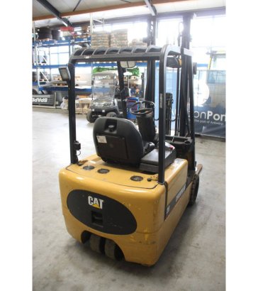 Caterpillar EP20KT Electric Forklift 2000kg 4.03m 2005 EP20KT 2005 2 Forklift image 5