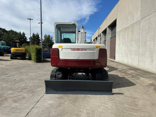 Midi excavator TAKEUCHI TB175 TB175 2011 2 Crawler Excavators image 5