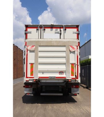 Box truck Volvo FL240 refrigerated Diesel 2012 FL240 frigo 2012 2 image 5