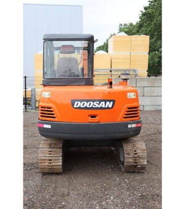Doosan DH55-V Crawler Excavator Diesel 40kW 2010 Doosan DH55-V 2010 2 Crawler Excavators image 5
