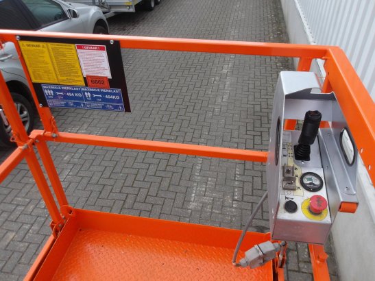 SkyJack SJ4626 Electric Scissor Lift 9.92m 2015 Skyjack SJ4626 2015 2 Scissor Lifts image 5