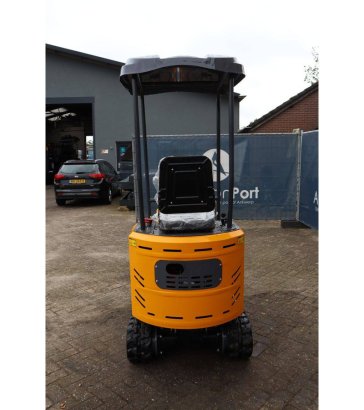 Mini Excavator CMH C12 Diesel 7kW 2026 New CMH C12 2026 1 image 5