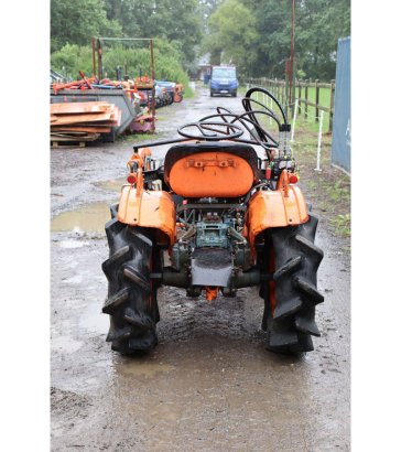 Kubota B7001 Mini Tractor Diesel 14 hp with front loader B7001 2 image 5