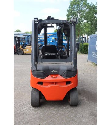 Linde E25L-01 Electric Forklift 2500kg 2016 E25L-01 2016 2 Forklift image 5