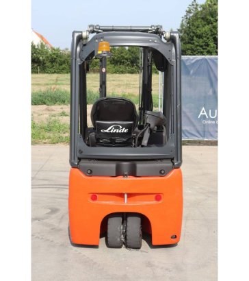 Linde E16C-02 Electric Forklift 1600kg 4.0m 2017 E16C-02 2017 2 Forklift image 5
