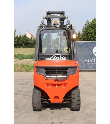 Forklift Fenwick-Linde H30D-02 Diesel 3000kg 4.6m 2013 Fenwick-Linde H30D-02 2013 2 Forklift image 5