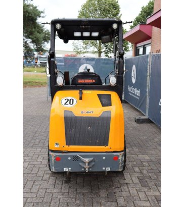 Giant G2200E X-TRA Electric Wheel Loader 6.5kW 2022 Giant G2200E X-TRA 2022 2 Wheel Loaders image 5