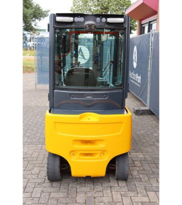 Forklift Jungheinrich EFG 320 Electric 2000kg 2012 EFG 320 2012 2 Forklift image 5