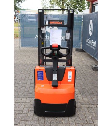 Stacker BT SWE140L Electric 1400kg 2.65m 2016 BT SWE140L 2016 2 image 5