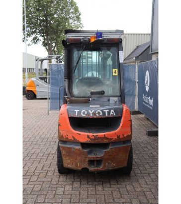 Forklift Toyota T02-8FDF30 Diesel 3000kg 3.7m 2020 02-8FDF30 2020 2 Forklift image 5