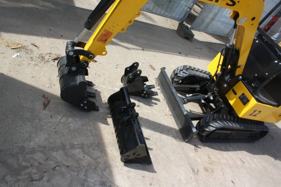 Nuoman EPS NM-E12 Diesel 7kW Mini Excavator New Nuoman EPS NM-E12 1 image 5